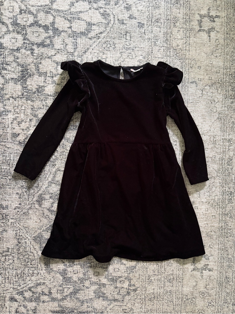 Like new jcrew crew cuts velvet dress with sleeve detail